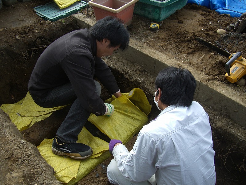 当店の地震対策(基礎工事)・・・『D-BOX工法』